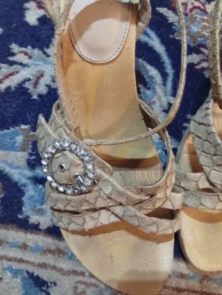 Sandali in legno donna n.40