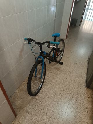 Bicicleta 1986 Negra y Azul