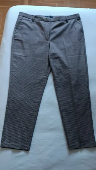 Pantalón Mango pata de gallo T46