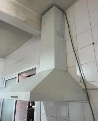 Campana extractora CATA blanca