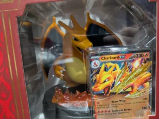 Colección Pokémon Charizard EX Super Premium