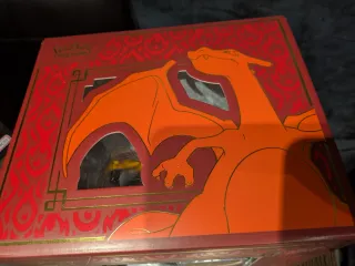 Colección Pokémon Charizard EX Super Premium