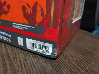 Colección Pokémon Charizard EX Super Premium