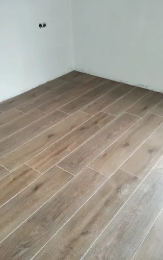 Pavimento Cerámico Tipo Parquet