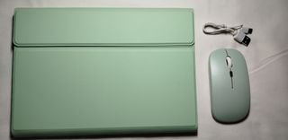 Funda tablet y ratón verde agua