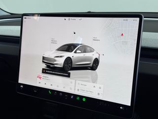 Tesla Model 3 RWD