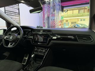 Volkswagen Touran R-line