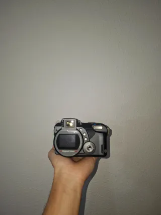 Cámara Digital Negra