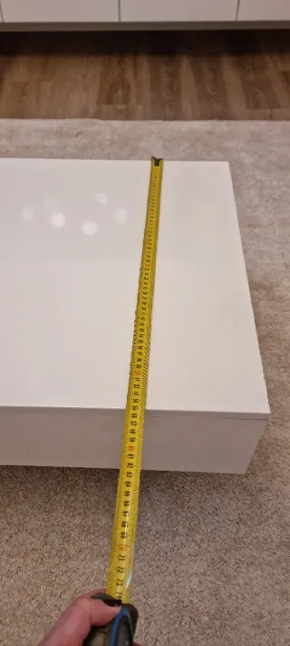 Mesa de centro moderna branca