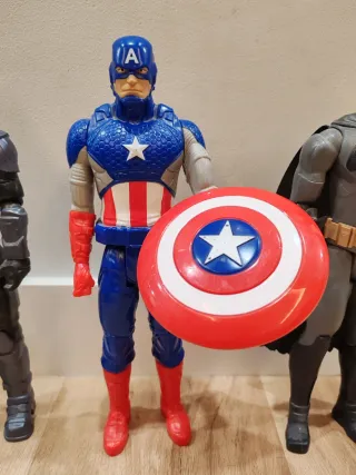Figuras Marvel: Batman, Capitán América, Mr.Freeze