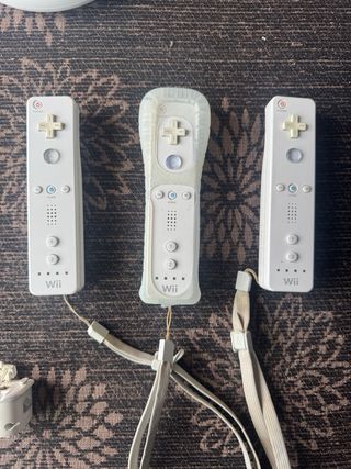 Volantes y Mandos Wii