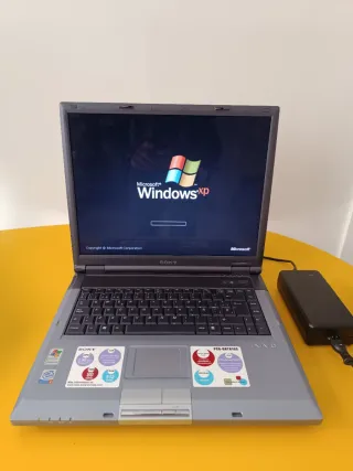 Portátil Sony Vaio Pentium 4 2.80GHz