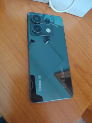 6 moviles.4 teléfono. 1 portátil.1 tablet