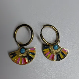 Pendientes abanico dorado multicolor