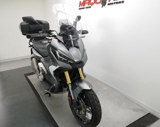 HONDA X-ADV 2022 17055 kms.