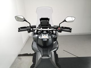 HONDA X-ADV 2022 17055 kms.