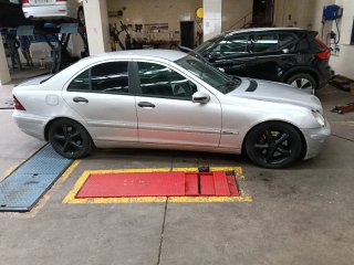 Mercedes-Benz Clase C 2003