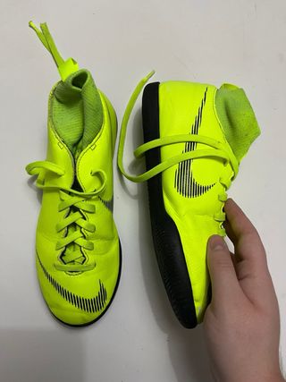 Zapatillas fútbol sala Nike Mercurial fluorescente