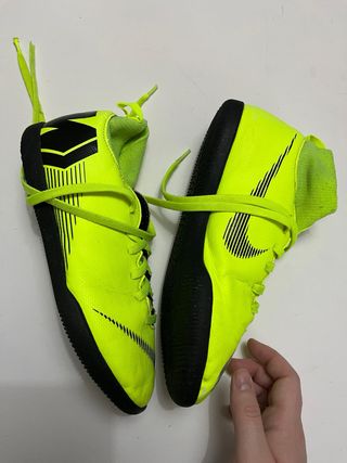 Zapatillas fútbol sala Nike Mercurial fluorescente