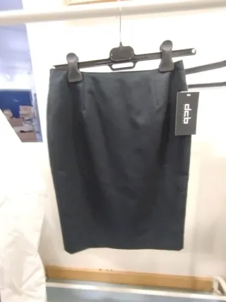 Falda recta traje negra dcb