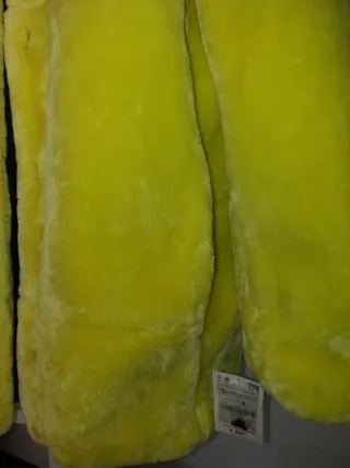 Chaqueta Amarilla ZARA Nueva