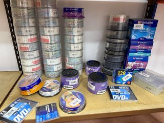 GRAN LOTE DVD y CD VÍRGENES – STOCK TIENDA INFORMÁ