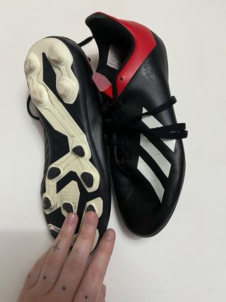 Zapatillas Adidas Fútbol Césped Negro/Rojo