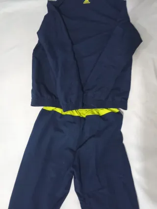 Lote 2 chándals + 2 Regalos