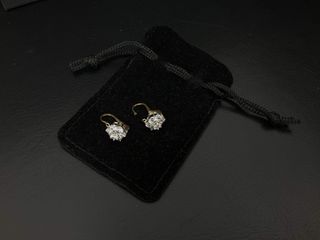 pendientes oro 18k con piedra