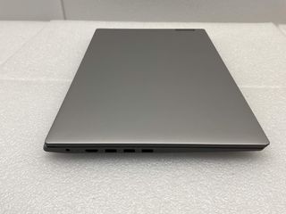 pc portatil lenovo 81w8