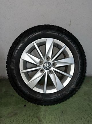 Llantas Volkswagen Golf con neumáticos Goodyear