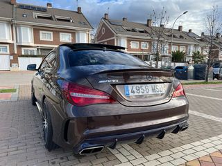 Mercedes-Benz CLA 45 AMG