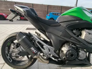 Kawasaki Z800e Negra y Verde