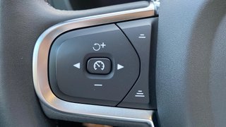 VOLVO XC60 2.0 B4 D CORE AUTO 5P