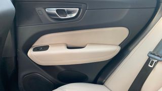 VOLVO XC60 2.0 B5 P ULTRA DARK AUTO 5P