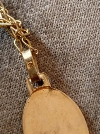 Colgante Medalla Oro