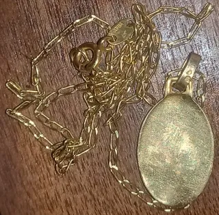 Colgante Medalla Oro