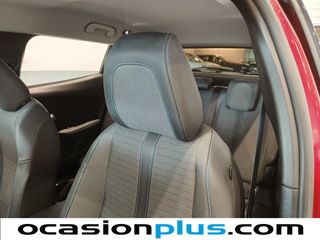 Peugeot 2008 PureTech 130 S&S Allure Pack EAT8 96 kW (130 CV)