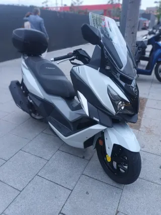 Sym 300 Scooter Maxi Scooter Automática