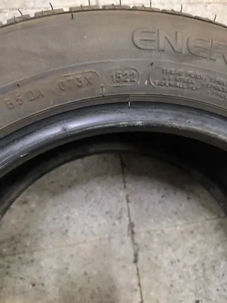 Neumáticos Michelin casi nuevos