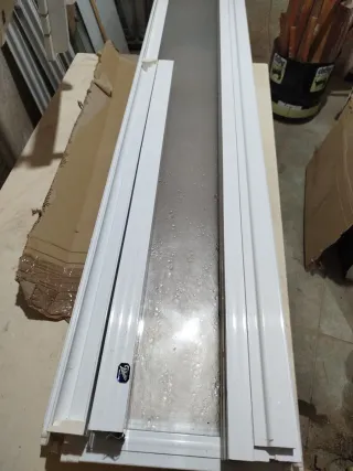 Mampara de ducha corredera cristal y blanco