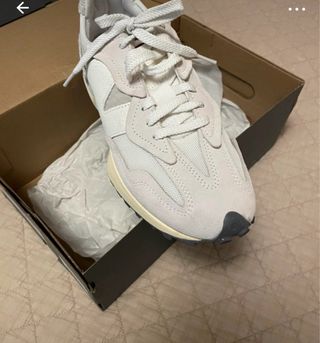 Zapatillas New Balance Beige/Blanco