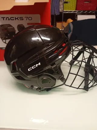 Casco de hockey CCM Tacks 70