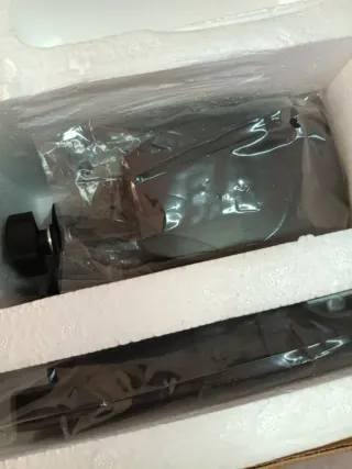 TOOQ FS1870M-B Soporte de Suelo con Ruedas para TV