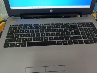 Portátil HP 250 G5 W4P70EA i5-6200U 8GB RAM 1TB RO