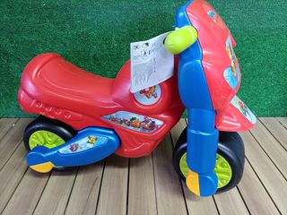 Feber Motofeber 1 Superzings correpasillos de Famosa