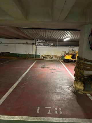 Garaje en venta en Centro en Vitoria-Gasteiz