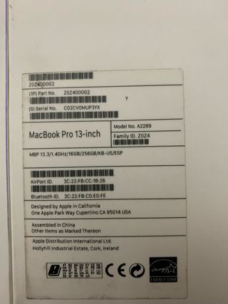 Caja Macbook Pro 2020