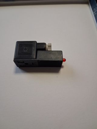 Connettore per valvole a solenoide