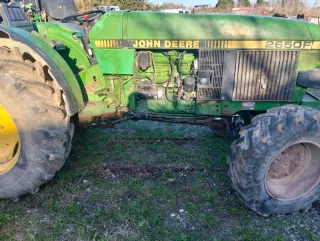 Tractor John Deere 2650F,leer bien el anuncio,